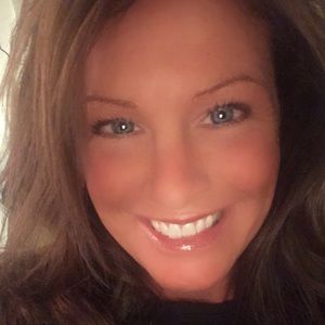 Meet your Posher, Jeanette